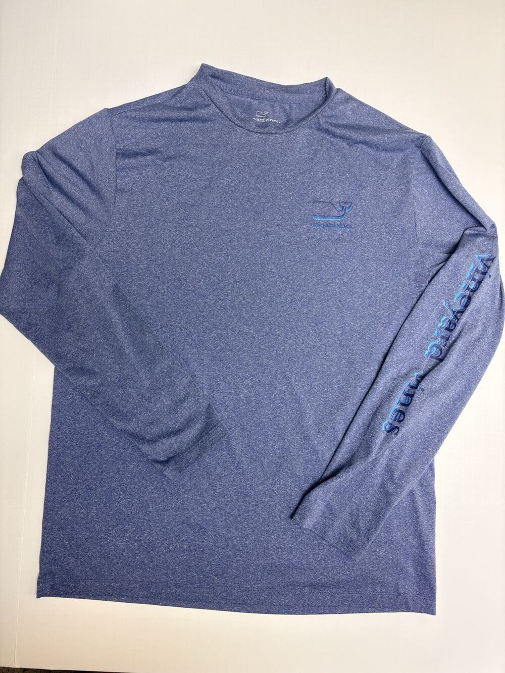 Vineyard Vines Men’s XL heather blue performance long sleeve shirt fishing whale